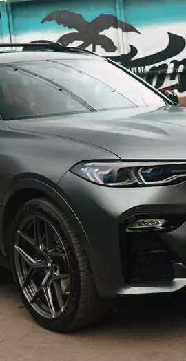 Новая выхлопная система с двумя режимами громкости для BMW X7 M-pack